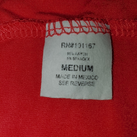 Kim & Cami Flowy Melon Tie Front Top - Picture 4 of 8